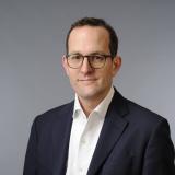 Sebastian Schwartz, Uniper Vice President Corporate Finance
