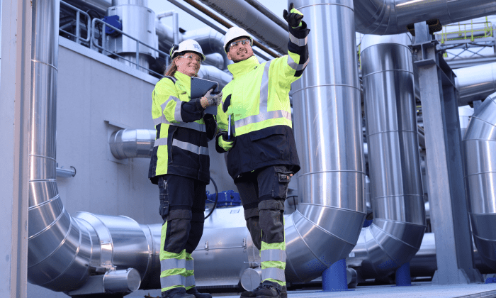 Two employees at Scholven Power Plant